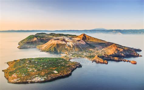 Sicily & Volcanic Walks of the Aeolian Isles .